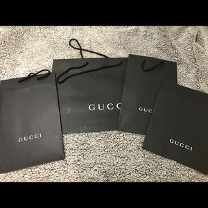 Large Gucci Bag|| Perfect to put gift in!
